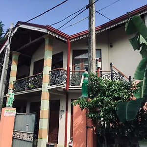 https://bee-nest-bed-breakfast.negombohotels.net